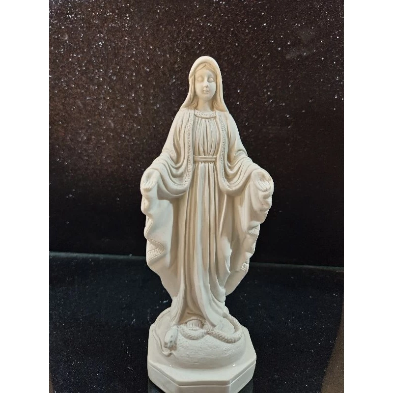 Nossa Senhora das Graças  Serena